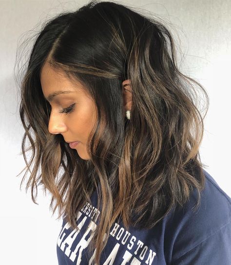 m e l a n n i e • m i l l a n on Instagram: “Short and shaggy! One of my top posts this year ✨✨✨ #longbob #shaggyhair #beachyhair #lob” Angled Bob Haircuts Wavy Hair, Medium Length Haircut Shoulder, Long Lob Brunette, Curtain Bangs Peekaboo Hair, Dark Short Hair Women, Dark Brown Ombre Hair Short, Fall Hair Color Trends Short Hair, Medium Length Haircut Fall 2023, Shaggy Lob Thick Hair