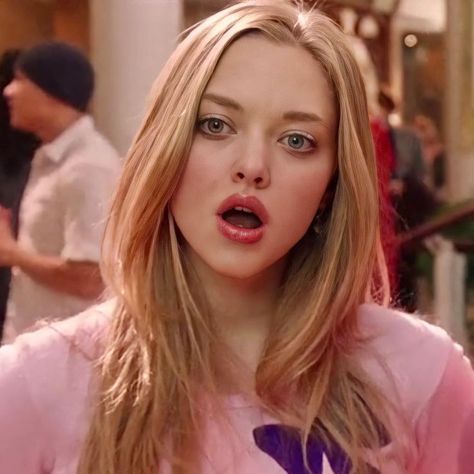 Movie Girl Aesthetic, Mean Girls Aesthetic, Movie Icon, Mean Girls Movie, Karen Smith, Girl Film, Regina George, Girl Movies, Amanda Seyfried