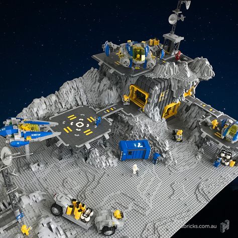 Lego Space Station, Space Lego, Lego Print, Lego Display, Lego Spaceship, Amazing Lego Creations, Lego Mechs, Classic Lego, Lego Craft