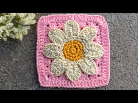 (82) Crochet 3D Daisy Granny Square - YouTube Dainty Daisy Granny Square Pattern, Large Daisy Granny Square, 3d Daisy Granny Square, Retro Daisy Granny Square, Retro Daisy Square Crochet Pattern Free, Flower Granny Square, Daisy Flower, Learn To Crochet, Granny Square