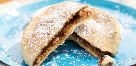 Sweet Pita By Geoffrey Zakarian Pita Recipe, Geoffrey Zakarian, Pita Recipes, Nutella Desserts, Food Network Canada, Banana Dessert, Chocolate Hazelnut Spread, Pita Bread, Yummy Sweets