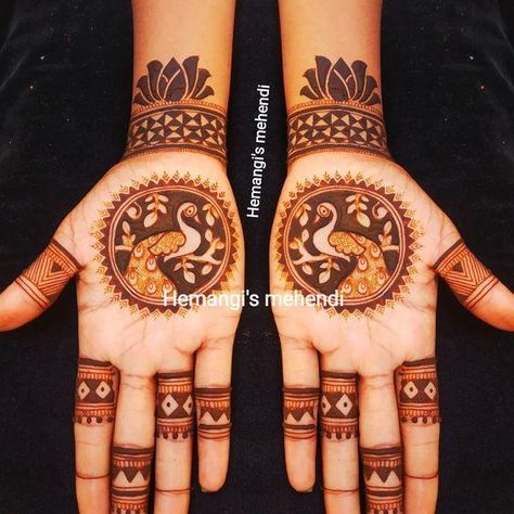 Hatheli Mehndi Design Unique, Mehndi Designs Check, Circle Mehndi Design, Mandala Mehndi Designs, Mehndi Designs Beautiful, Mandala Mehndi, Peacock Mehndi Designs, Mehndi Ideas, Simple Mehndi Design