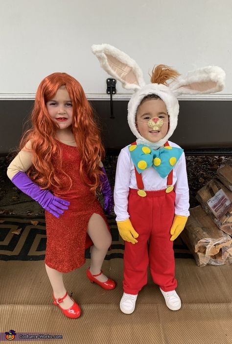 Christine: Roger rabbit is a classic and definitely a favorite in our house! I made these costumes to make my 5 and 7 year old Jessica and Roger. We had the... Rodger Rabbit And Jessica Costume, Jessica And Roger Rabbit Costume, Roger Rabbit Costume, Dog Lion Costume, Jessica Rabbit Dress, Jessica And Roger Rabbit, Stylish Bedroom Ideas, Art Decor Ideas, Kid Costume