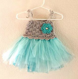 Crochet Baby Tutu Dress by The Pattern Girl If I can figure out crochet maybe I'll make one for the baby Tutu Dress Pattern, Crochet Tutu Dress, Baby Tutu Dress, Crochet Tutu, Baby Tutu Dresses, Crochet Baby Girl, Baby Tutu, Crochet Girls