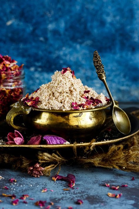 Rose Thandai, Soak Chia Seeds, Rose Petal Jam, Indian Food Photography, Green Cardamom, North Indian Recipes, Summer Coolers, Rose Flavored, Popular Drinks