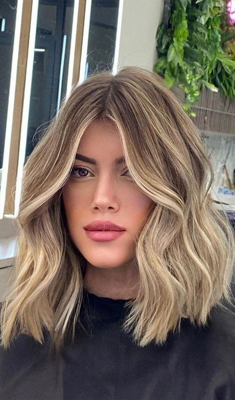 brown hair, brown hair color ideas Blonde Contouring Hair, Textured Lob Haircut, Easy Side Braid, Hot Weather Hairstyles, Butter Blonde, Pelo Color, Textured Lob, Blonde Hair Goals, Hair Colour Ideas