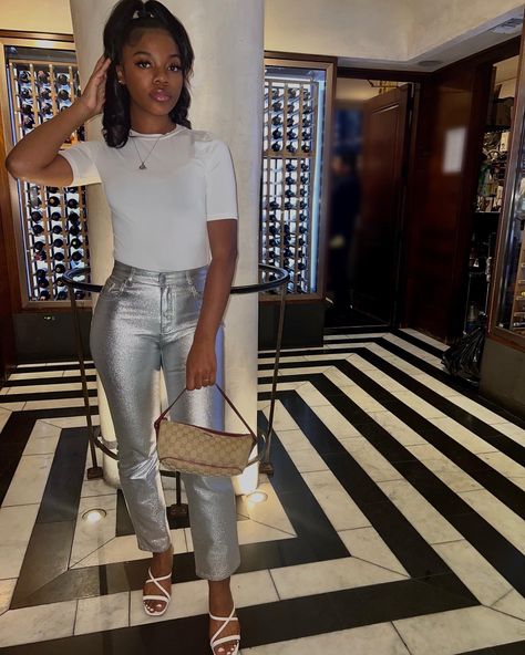 Metallic Silver Outfit Black Women, Silver Pants Outfit Black Women, Silver Leather Pants Outfit, Silver Skirt Outfit Black Women, Silver Metallic Pants Outfit, Silver Outfit Black Women, White And Silver Outfit, Silver Jeans Outfit, Silver Leather Pants