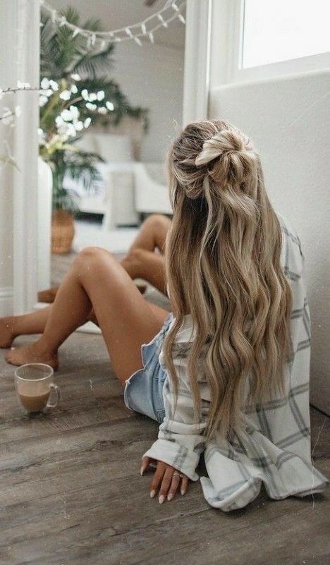 Half Pony Hairstyles, Pony Hairstyle, Half Pony, Preppy Hairstyles, Peinados Hair Styles, Pony Hairstyles, Cute Hairstyles For School, Tousled Hair, Easy Chic