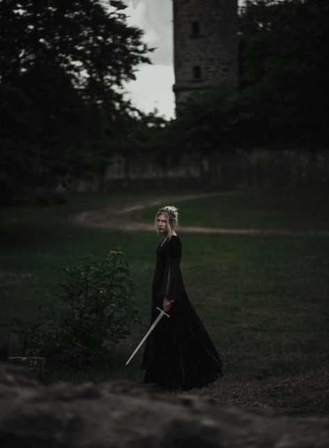 Royalcore Castle, Medieval Photoshoot, Abyss Lumine, 40th Photoshoot, Dark Fantasy Photography, Queen Castle, Fantasy Shoot, Fantasy Photoshoot, I Will Come Back