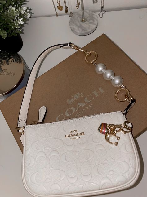 Adds some cute detail to the purse. Perfect for you coach nolita15. Comes with 4 pieces in silver and gold. See link below :) Cute Purses For School, Nolita 15 Coach, Coach White Bag, Green Coach Purse, Coach Denim, Coach Nolita, Pearl Purse, Jewelery Organizer, My Style Bags