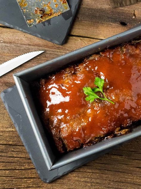 Meatloaf Without Breadcrumbs, Meatloaf With Breadcrumbs, Ground Beef Meatloaf, Brown Sugar Meatloaf, Meatloaf Topping, Meatloaf Glaze, Beef Meatloaf, Classic Meatloaf Recipe, Good Meatloaf Recipe