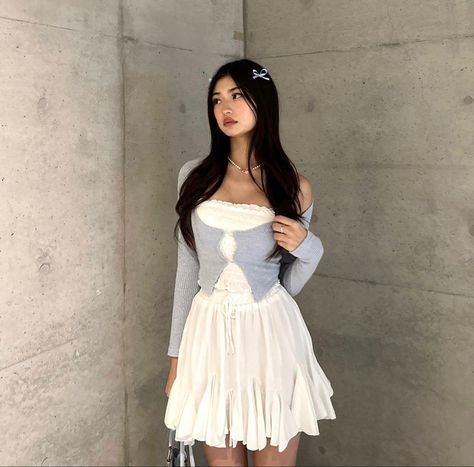 Julia Ma, Kpop Concert Outfit, Fashion Top Outfits, Capsule Outfits, Blue Outfit, Soft Girl, Lookbook Outfits, Concert Outfit