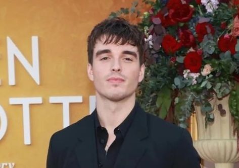 Corey Mylchreest, Dramatic Arts, Queen Charlotte, Dark Brown Hair Color, Acting Career, Relationship Status, Dark Brown Hair, Brown Hair Colors, Family Life