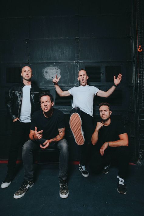 “We haven’t felt like this since 2004”: Simple Plan talk… | Kerrang! Jordan Kelsey Knight, Simple Plan Band, Justin Timberlake Nsync, Plan Wallpaper, Simple Plan, Band Wallpapers, Weird Dreams, Justin Timberlake, Hit Songs