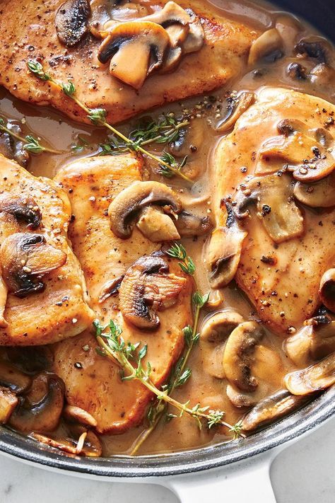 Light Chicken Recipes, Chicken Marsala Recipe, Marsala Recipe, Cooking Light Recipes, Marsala Chicken Recipes, Chicken Marsala, Quick Chicken, Cooking Wine, Idee Pasto Sano