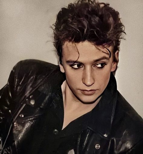 This Day In Goth History on Instagram: “1 June 1959: born on this day- Alan Wilder, music producer and former member of Depeche Mode #alanwilder #depechemode #thisdayingothhistory…” Gothic Bands, Alan Wilder, Goth Bands, Martin Gore, Dave Gahan, I Have A Crush, Old Love, Post Punk, Music Producer