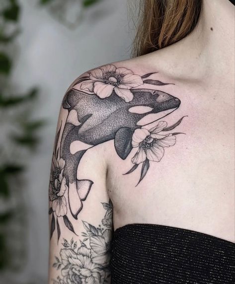 Orca Tattoos For Women, Colored Flower Back Tattoo, Ocean Calf Tattoo, Whale Sleeve Tattoo, Tattoo Ocean Animals, Whale Shoulder Tattoo, Whale Tattoo Shoulder, Cool Sea Creature Tattoos, Ocean Patchwork Sleeve