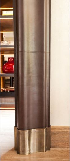 leather and metal pillar Door Architrave, Metal Column, Millwork Details, Interior Columns, Pillar Design, Joinery Details, Column Design, Leather Wall, Changzhou