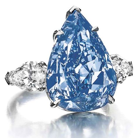 Harry Winston Blue Diamond ring Most Expensive Diamond Ring, Most Expensive Ring, Winston Blue, Most Expensive Jewelry, Royal Diamond, Expensive Rings, Expensive Diamond, Flawless Diamond, Blue Diamond Ring