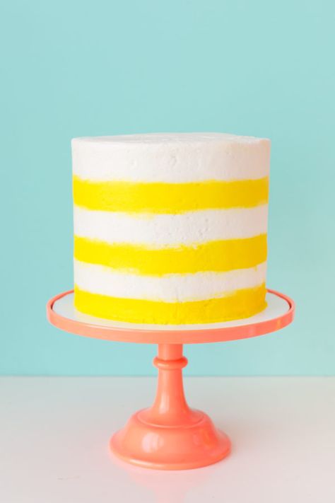 How To Make A Striped Cake | studiodiy.com Toilet Paper Cake, Striped Cake, Summer Diy Projects, She Did It, Cake Supplies, Studio Diy, Cake Photography, Buttercream Recipe, Yellow Cake