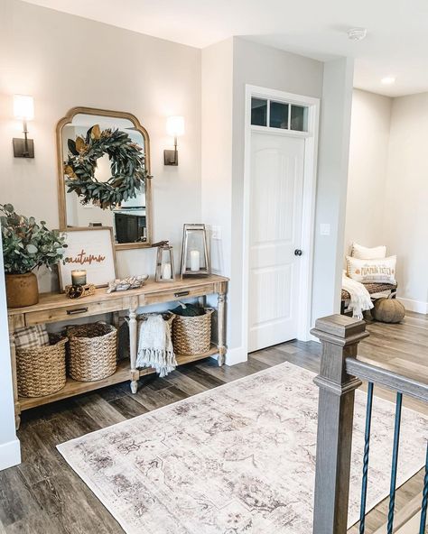 @myillinoishome shared a photo on Instagram: “What paint color do you have in your home? One of the most common questions I’m asked is the paint color on my walls. We chose Agreeable…” • Oct 6, 2021 at 11:48am UTC Modern Console Table Decor, Baseboards And Trim Ideas, Farmhouse Baseboards, Narrow Entryway Ideas, Floor Mirror Living Room, Console Table Decor Ideas, Mirror And Bench, Minimalist Console Table, Console Table Decor