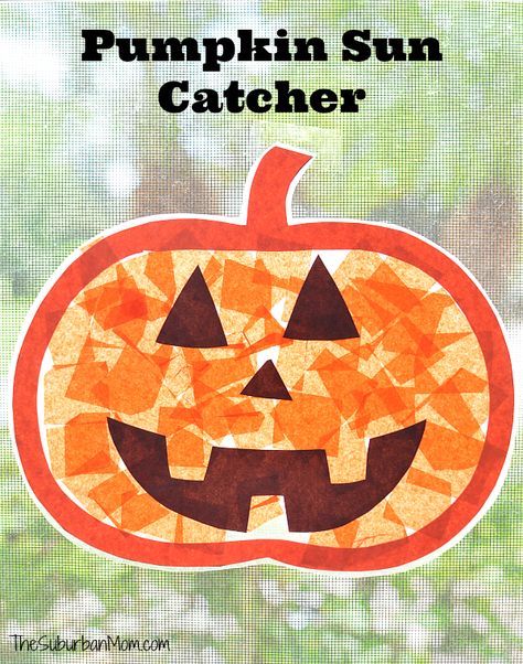 No-mess pumpkin sun catcher is a fun halloween kids craft that you can use as a Halloween decoration year after year. Printable template included. Hallowen Crafts, Pastor Appreciation Month, Paper Pumpkin Craft, Pumpkin Craft, October Crafts, Halloween Kunst, Suncatcher Craft, Halloween Preschool, Manualidades Halloween