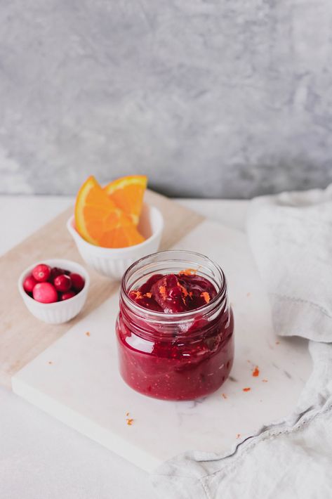 This Cranberry-Orange Compote is the perfect lil' goodie to whip up during the holiday season! It's fabulous on a number of things like: ice cream, cheesecake, biscuits, pancakes, cheese and crackers and much more. | #holiday #holidayrecipes #cranberry #compote #cranberryrecipes #cranberrycompote alifedelicious.com via @alifedelish Cranberry Orange Desserts, Orange Compote, Puff Pastry Cheese, Cream Puff Pastry, Orange Desserts, Ice Cream Cheesecake, Breakfast Dessert Recipes, Cranberry Compote, Jelly Fruit