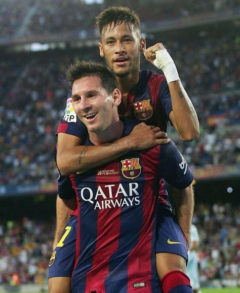 Messi Wife, Neymar And Messi, Lionel Messi Wife, Neymar Messi, Messi And Neymar, Messi Neymar, Soccer Boys, Leo Messi, Neymar Jr