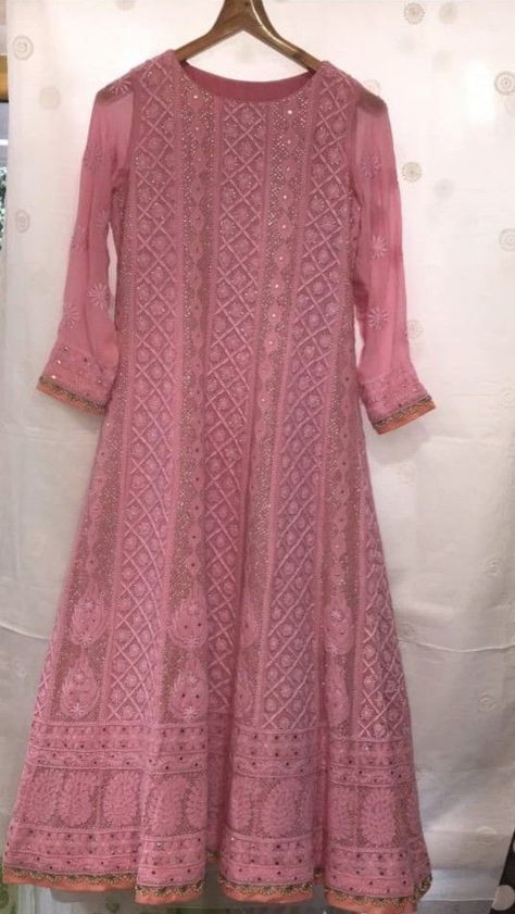 Chicken Suits, Long Kameez, Chikankari Dress, Designer Bridal Lehenga Choli, Designer Anarkali Dresses, Kurti Embroidery, Casual Dresses For Teens, New Saree Designs, Chikankari Suits