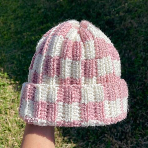 Look what I just found on Depop 👀 Pink Beanie Crochet, Crochet Beanie Aesthetic, Crochet Checkered Beanie, Crochet Beanie Ideas, Cute Crochet Beanie, Checkered Beanie, Pink And White Crochet, Crochet Checkered, Fruit Aesthetic