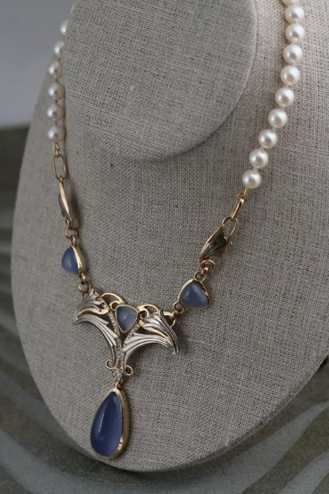 Akoya Pearls, 18k Palladium White Gold, Chalcedony, & Diamonds by Ben and Kathryn Stewart Art Nouveau Jewelry Design, Art Nouveau Jewelry Necklace, Bijoux Art Nouveau, Heirloom Jewelry, Nouveau Jewelry, Medieval Jewelry, Inspired Necklace, Art Nouveau Jewelry, Fancy Jewellery