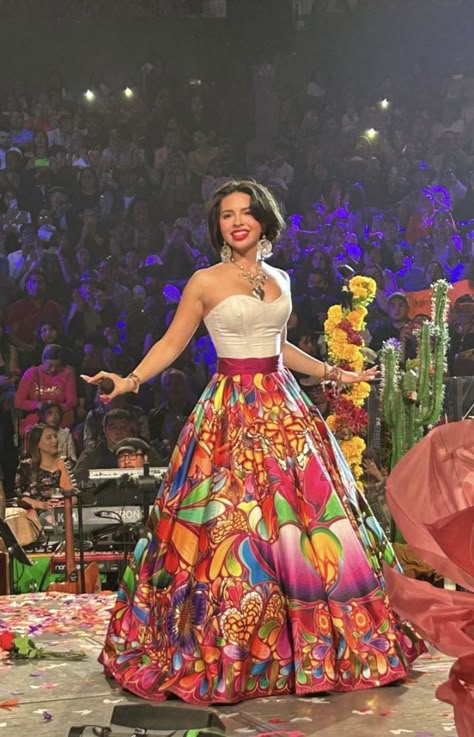 Angela Aguilar Vestidos, Mariachi Outfit, Charro Dress, Charro Outfit, Mexican Outfits, Outfit Mexicano, Angela Aguilar, Florida High School, Booker T Washington