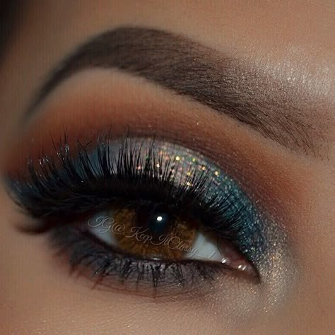 Glam Eye Makeup Brown Eyes, Gold And Teal Eye Makeup, Gold And Blue Eyeshadow Looks, Blue Brown Eye Makeup, Teal Wedding Makeup, Colors To Make Blue Eyes Pop, Teal Blue Makeup Look, Teal Blue Eye Makeup, Teal Eyeshadow Looks For Brown Eyes