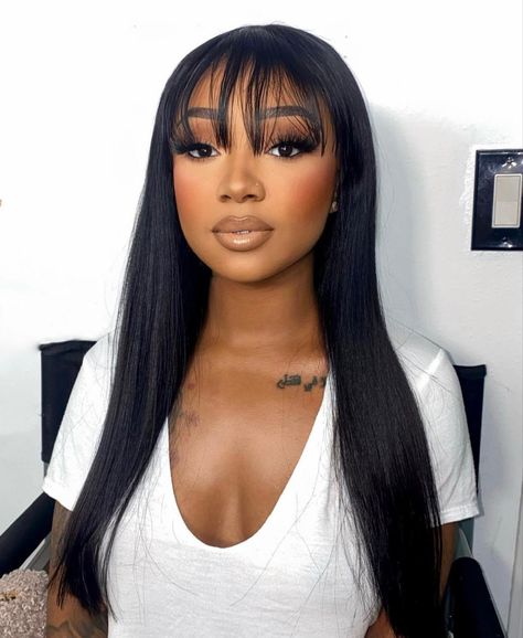 Fringe Haircut Women, Black Woman Bangs Hairstyle, Wigs With Fringe Bangs Black Women, Black Wig With Bangs Black Women, Fringe Hairstyles Round Face, Wig With Fringe Black Woman, Hairstyles Round Face, Jet Black Wig With Bangs, Trending Makeup