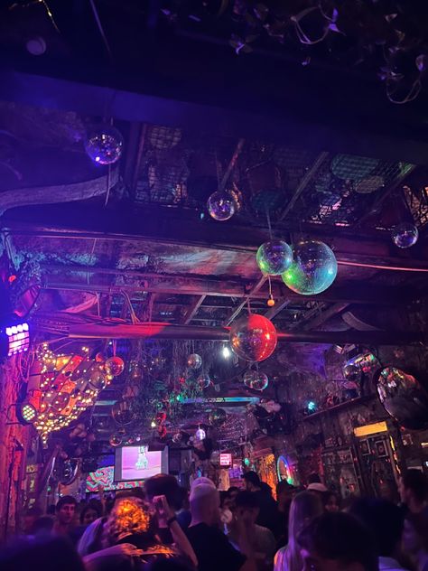 Budapest Nightlife, Szimpla Kert, Vienna Waits For You, New Years Party, Party Night, Travel Around, Budapest, Vienna, Ibiza