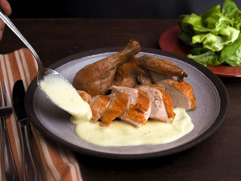 Roasted Chicken With Classic or Curry Soubise (Onion Sauce) Soubise Sauce, Roast Chicken Curry, French Sauces, Homemade Chicken Stock, Onion Sauce, French Roast, Sauces And Dressings, French Recipes, Roasted Meat