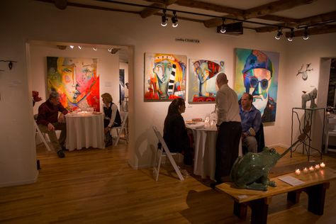 Mirada Fine Art gallery set up for its annual 'Gourmet Valentine Dinner.' Art Gallery Dinner Party, Art Gallery Party, Pop Up Art Gallery, Art Gallery Cafe, Art Gallery Opening, High End Art, Successful Artist, Elegant Life, Gallery Interior