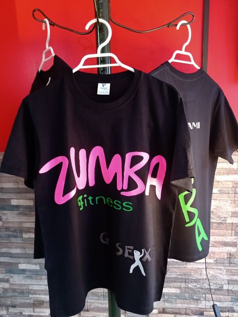 Servicio de Estampado Personalizado Zumba Workout, Cricut Projects Vinyl, Zumba, Cricut Projects, Cricut, Textiles, Vinyl, Sweatshirts