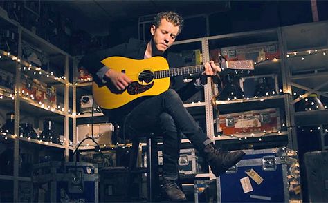 Anderson East showed fans the depth of his voice recently when he dropped his first official LP Delilah last summer via famed country producer Dave... Anderson East, His Voice, Rhythm And Blues, When He, The Voice, Music