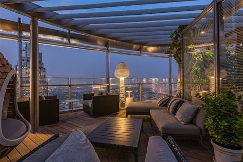 Dubai Penthouse, Apartment Rooftop, Penthouse Ideas, Ideas Terraza, Penthouse Luxury, Nyc Penthouse, Dubai Houses, Khalifa Dubai, House Interior Design Styles