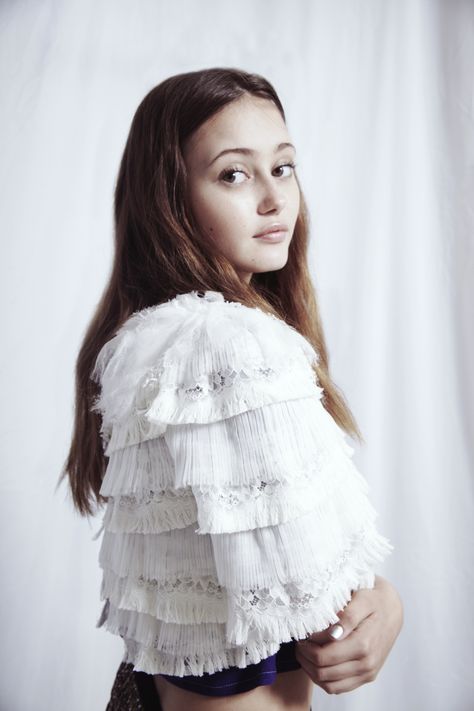 Ella Purnell is mini Maleficent | i-D Magazine Ella Purnell, Peculiar Children, Child Actresses, Fashion Culture, English Actresses, Fashion Portrait, Girls Characters, Hey Girl, Maleficent