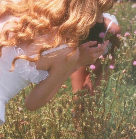 Ethereal Aesthetic, Fotografi Vintage, Different Aesthetics, Fairy Aesthetic, Angel Aesthetic, Cottage Core Aesthetic, Photographie Inspo, Foto Vintage, Princess Aesthetic