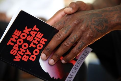 Nipsey Hussle Marathon Book Club creates a space for black men - Los Angeles Times Sacred Woman, Nipsey Hussle, Black Authors, Finding Inspiration, Reality Of Life, Family Dynamics, Grammy Nominations, Magic Words, Life Partners