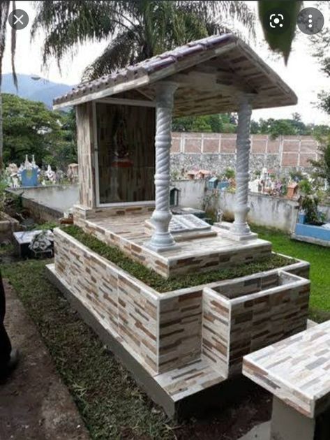 Monument Ideas, Tombstone Designs, Cemetery Monuments, Home Stairs Design, Spanish Style Homes, Mosaic Garden, House Stairs, Stairs Design, Spanish Style