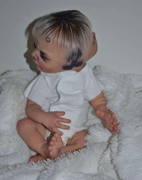 Two face baby by Babies on the Other Side Nursery Flat Head Baby, Real Looking Baby Dolls, Fancy Cosmetics, Cheek Bones, Stand Up Show, Witty One Liners, Two Face, Life Is Precious, Funny Animal Photos