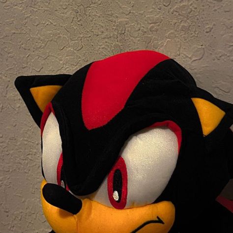 Sonic, Red