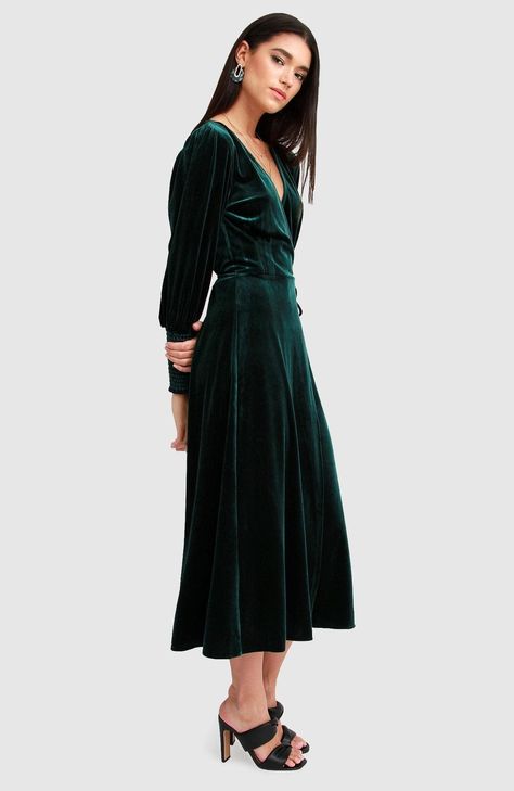 Show off your curves in luxe stretch velvet in the Current Mood Velvet Wrap Dress. This vintage inspired frock will give you some glamorous edge for your next party. Hand Wash Do Not Bleach Dry Flat Iron On Low Heat Velvet Dress Long, Velvet Prom Dress, Velvet Wrap Dress, Green Velvet Dress, Tie Neck Dress, Velvet Midi Dress, Christmas Party Dress, A Line Prom Dresses, Green Prom Dress