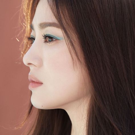 Song Hye Kyo Nose, Beautiful Nose Shape, Song Hye Kyo Style, Suecomma Bonnie, Nose Makeup, Cinema Colours, Perfect Nose, Kylie Jenner Outfits, Hye Kyo