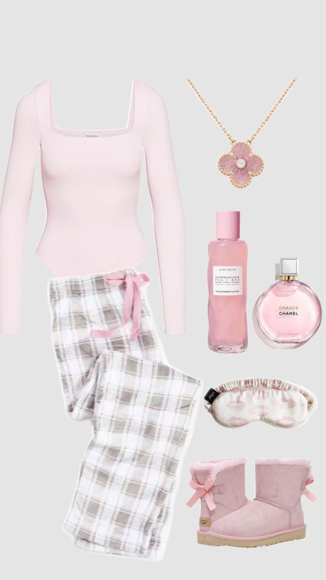 #beauty #vibes #xmas Self Care Sunday Outfit, Selfcare Outfit, Self Care Outfit, Bff Matching Outfits, Self Care Sunday, Beauty Vibes, Lazy Day Outfits, Stockholm Fashion, Really Cute Outfits