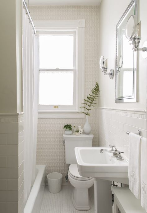 Bathroom with different sized and shaped tiles Shoshanna Shapiro, Victorian Row House, Tile In The Kitchen, Tile Shapes, Row House Design, City Bathrooms, European Kitchens, Tile Trends, Rustic Bathrooms